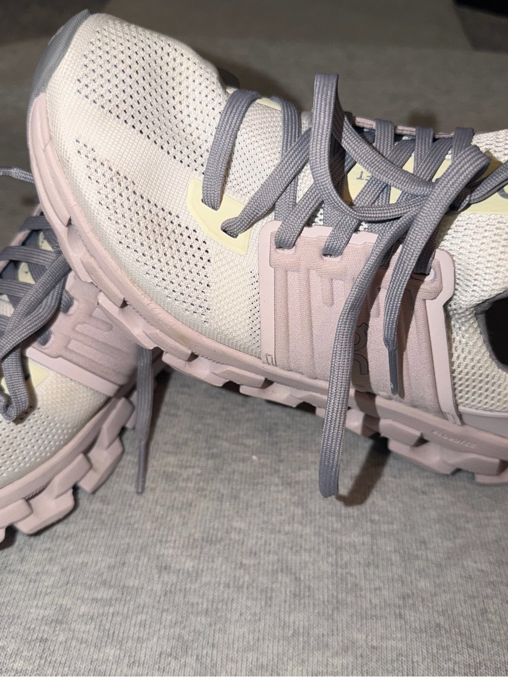 On Running Cloudnova Women’s Running Sneakers - Light Pink/Gray